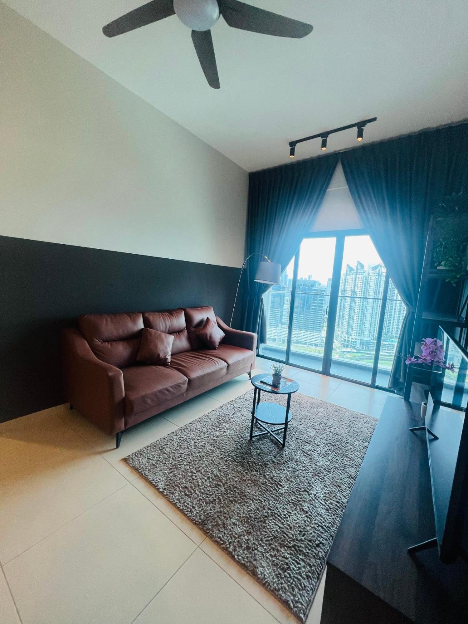 Reizz Residence By Elysium Kuala Lumpur Esterno foto