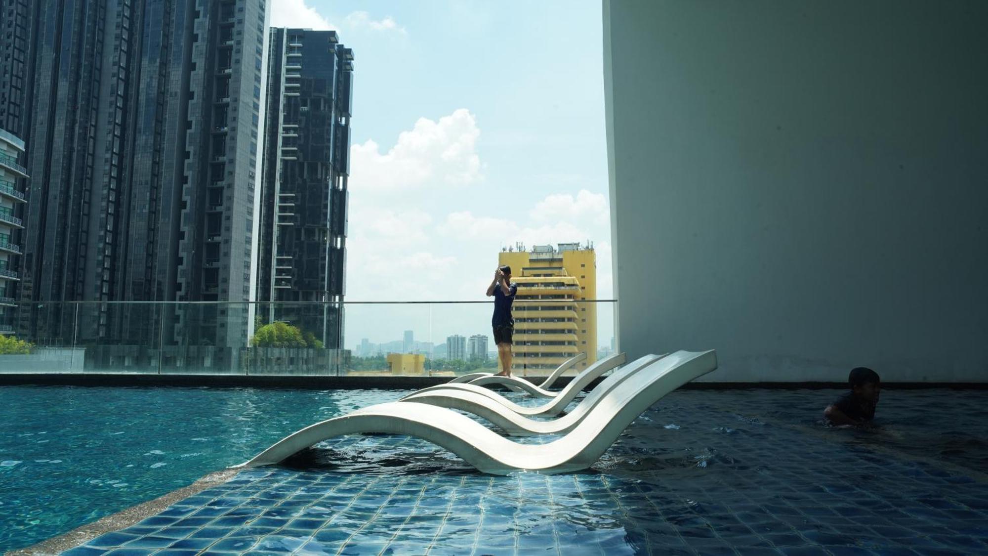 Reizz Residence By Elysium Kuala Lumpur Esterno foto