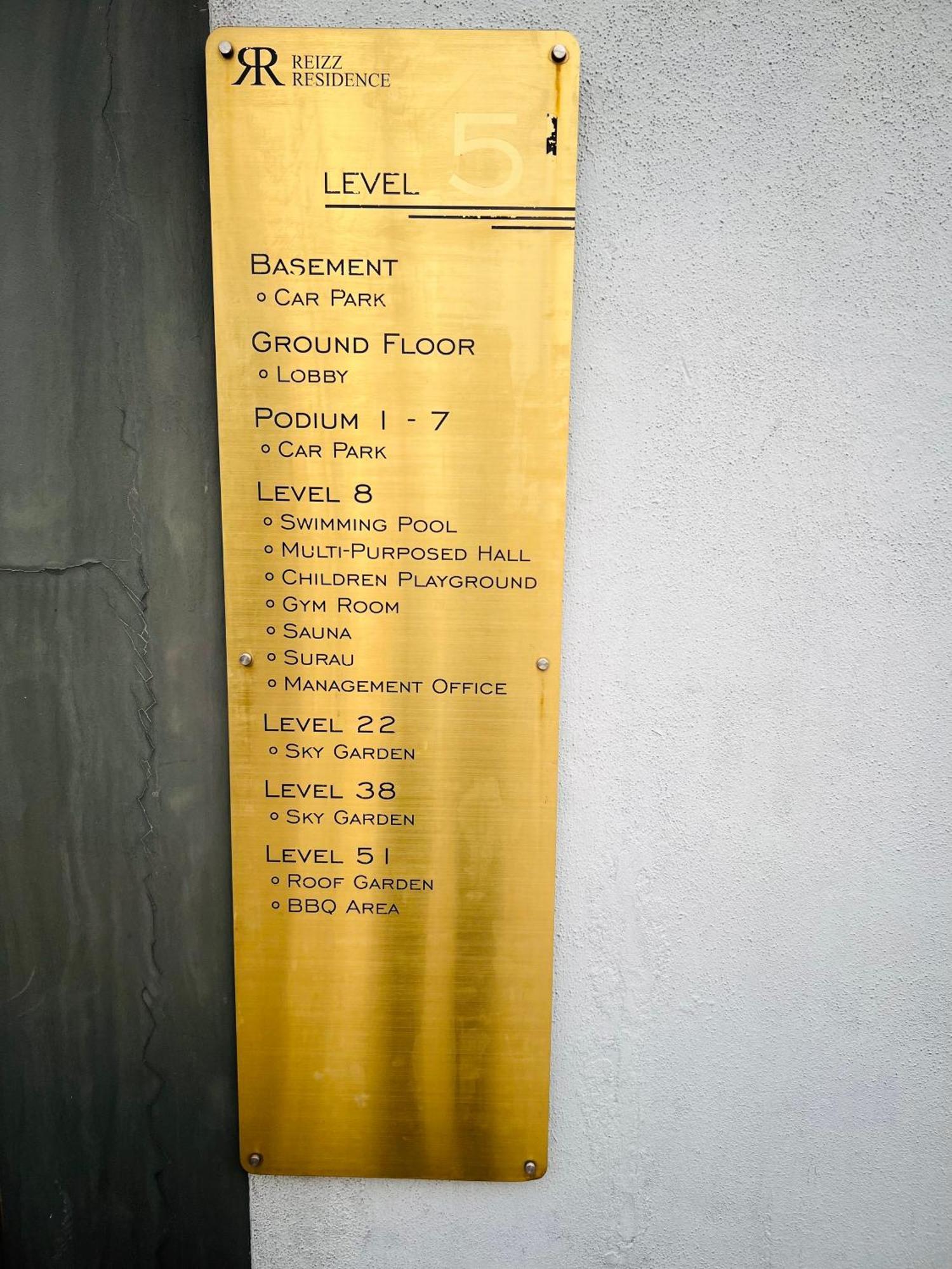 Reizz Residence By Elysium Kuala Lumpur Esterno foto